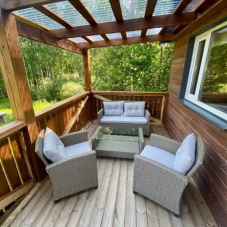 Casa vacanze Beautiful Summerhouse On The Shore Of The Pond *